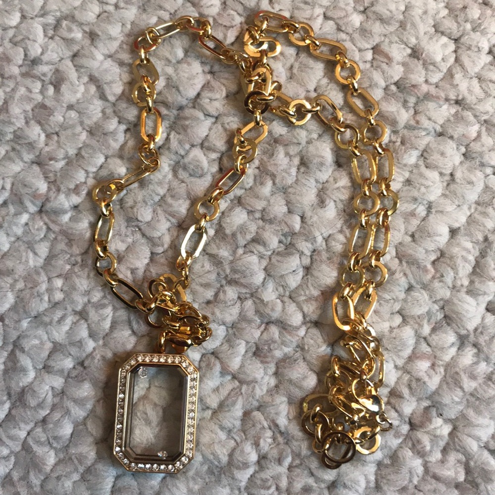 Origami owl necklace